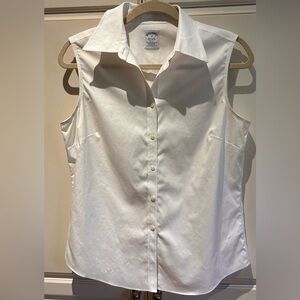 Brooks Brothers White Sleeveless Button-Front Top Size 10